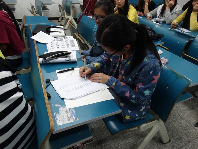 “我为示范建设增添光彩”主题活动之签名承诺活动 “我为示范建设增添光彩”主题活动之签名承诺活动